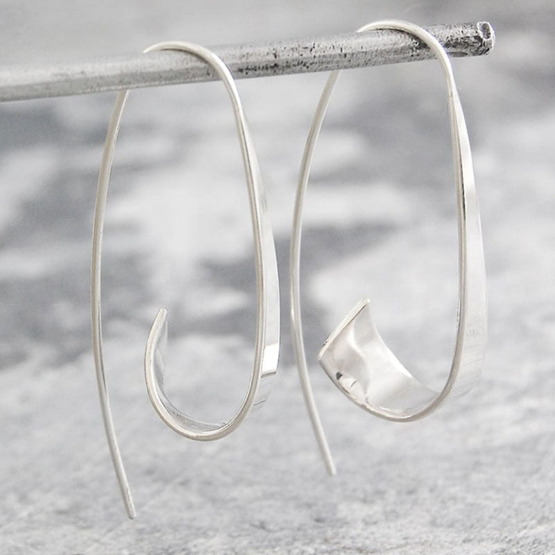 Wholesale Gothic Punk Devil' s Eye Handmade Metal Long Earrings Jewelry Accessory