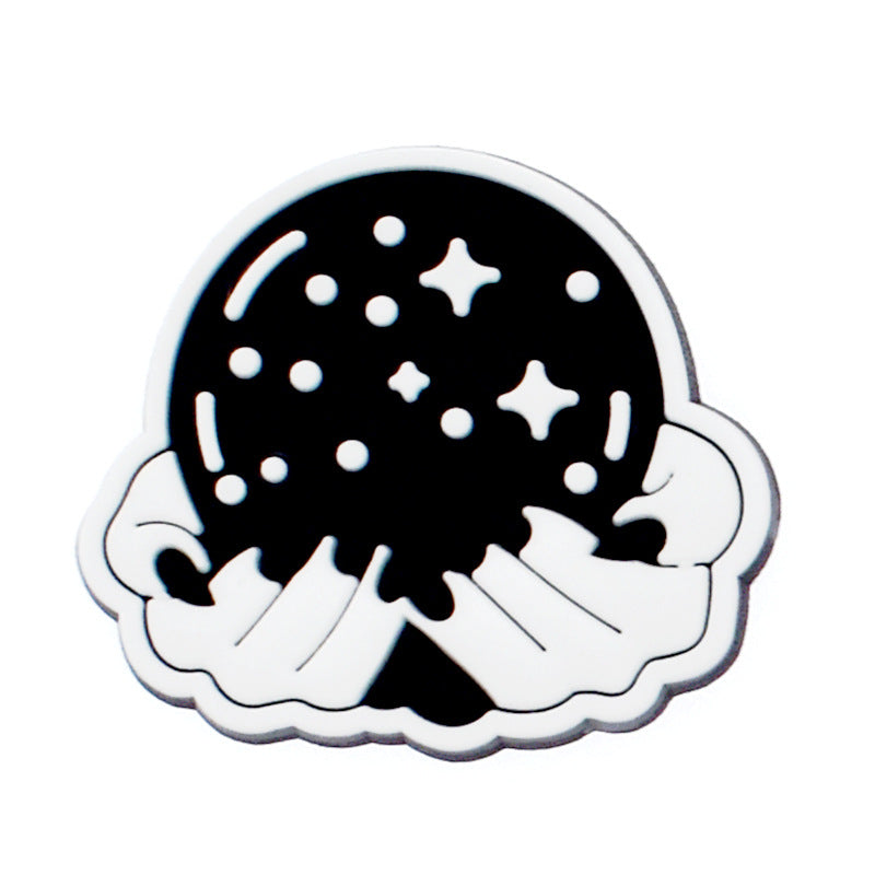 Wholesale  100pcs Random Halloween Carnival Party Shoes Accessories Shoes Charms