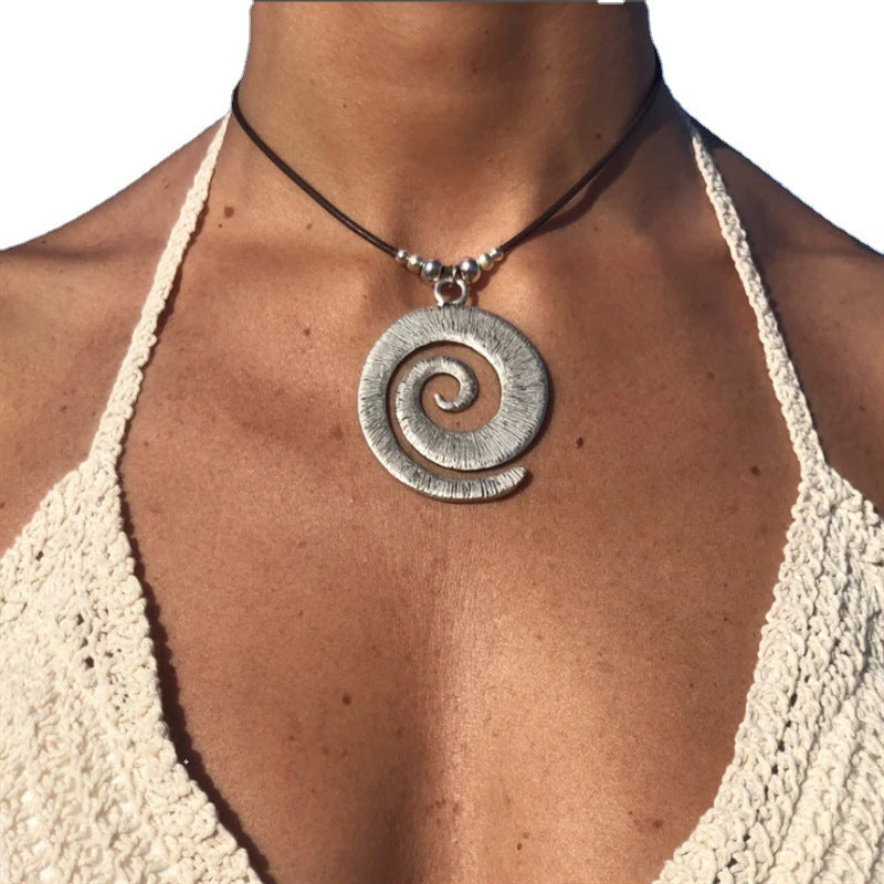 Wholesale Bohemian Retro Spiral Symbol Necklace Alloy Wax Rope Chain Ancient Silver Party Gift Fashion Jewelry Accessory
