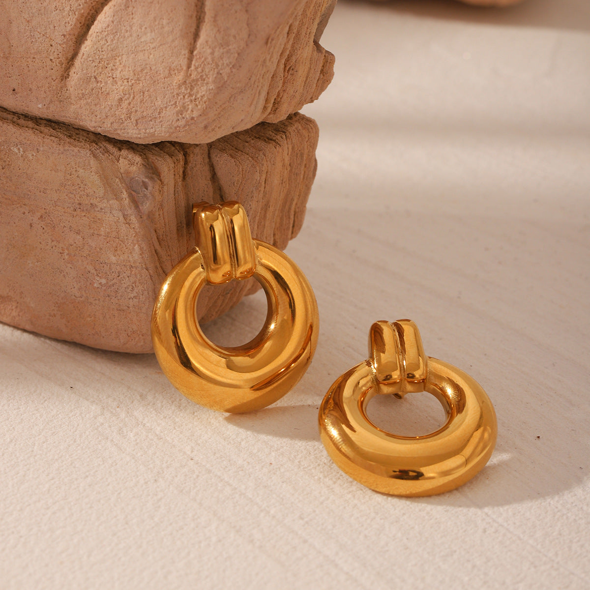 Wholesale  earrings 18K gold hollow stainless steel round ball earrings