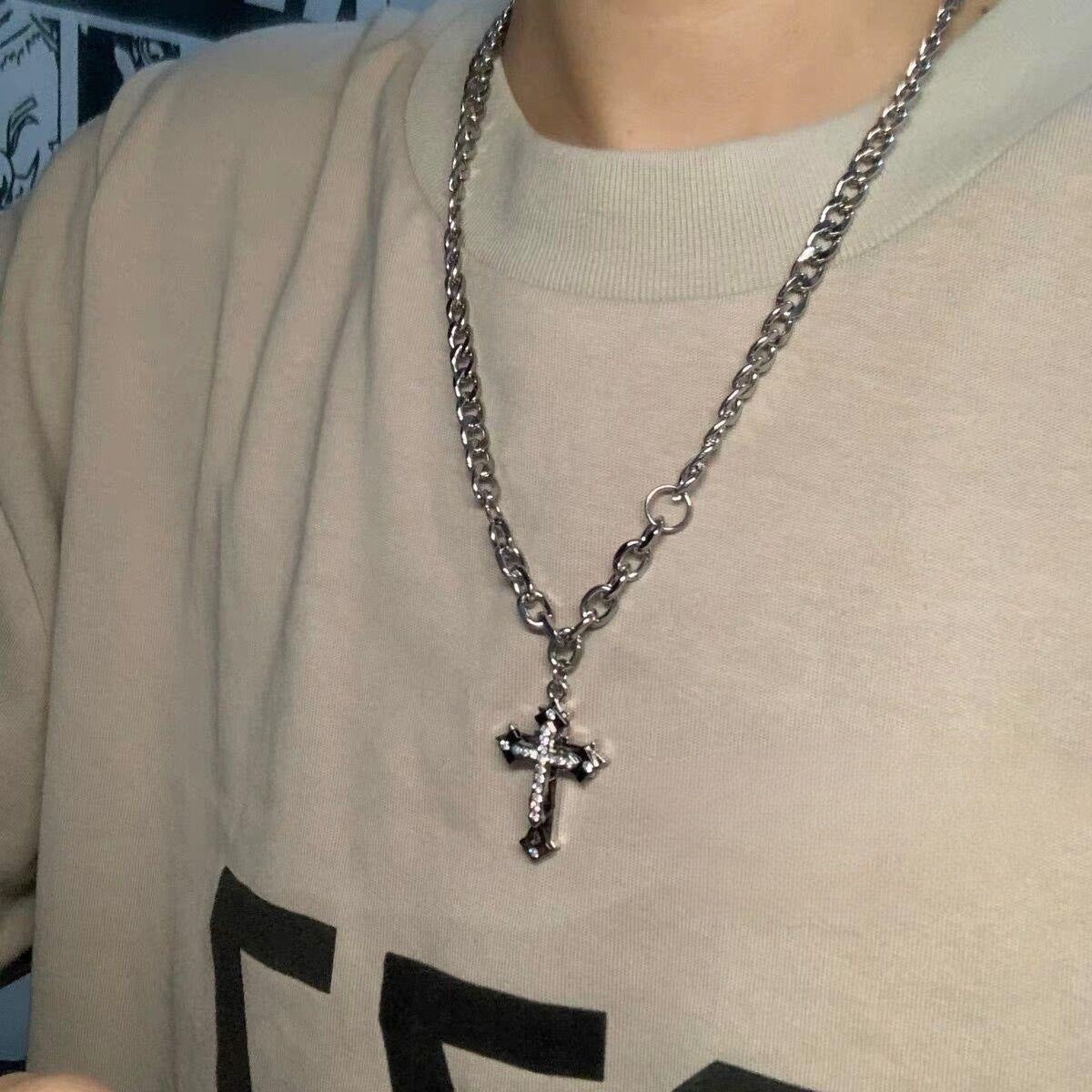 Großhandel Cross Body Halskette Titanstahl Kubanische Kette