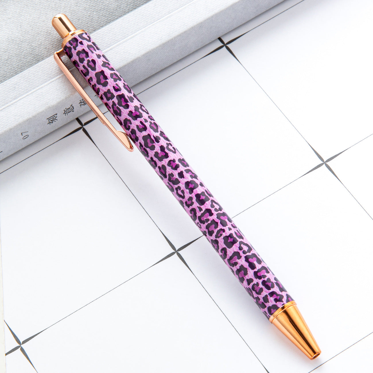 Wholesale Back to School floral film pen multi-color cartoon cute leopard ballpoint pen