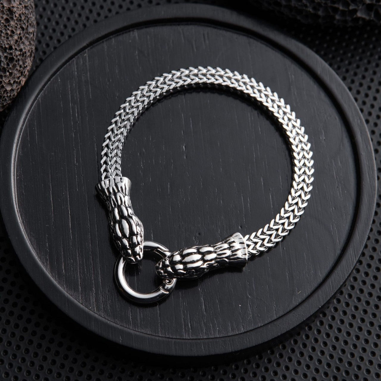 Wholesale Retro Punk Skull Snake Men' s Bracelet Alloy Fashion Accessory Boutique Resale Gift