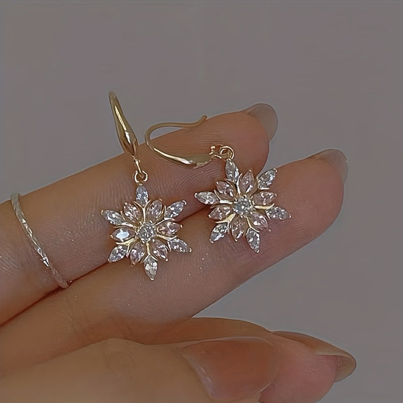 Wholesale Alloy electroplating Snowflake earrings