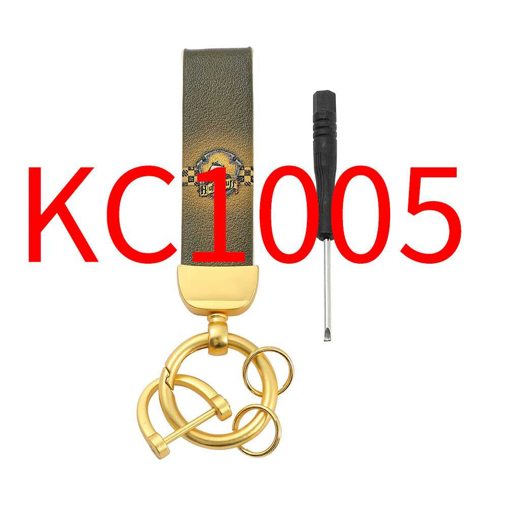 Wholesale 5pcs Fashionable and creative keychains