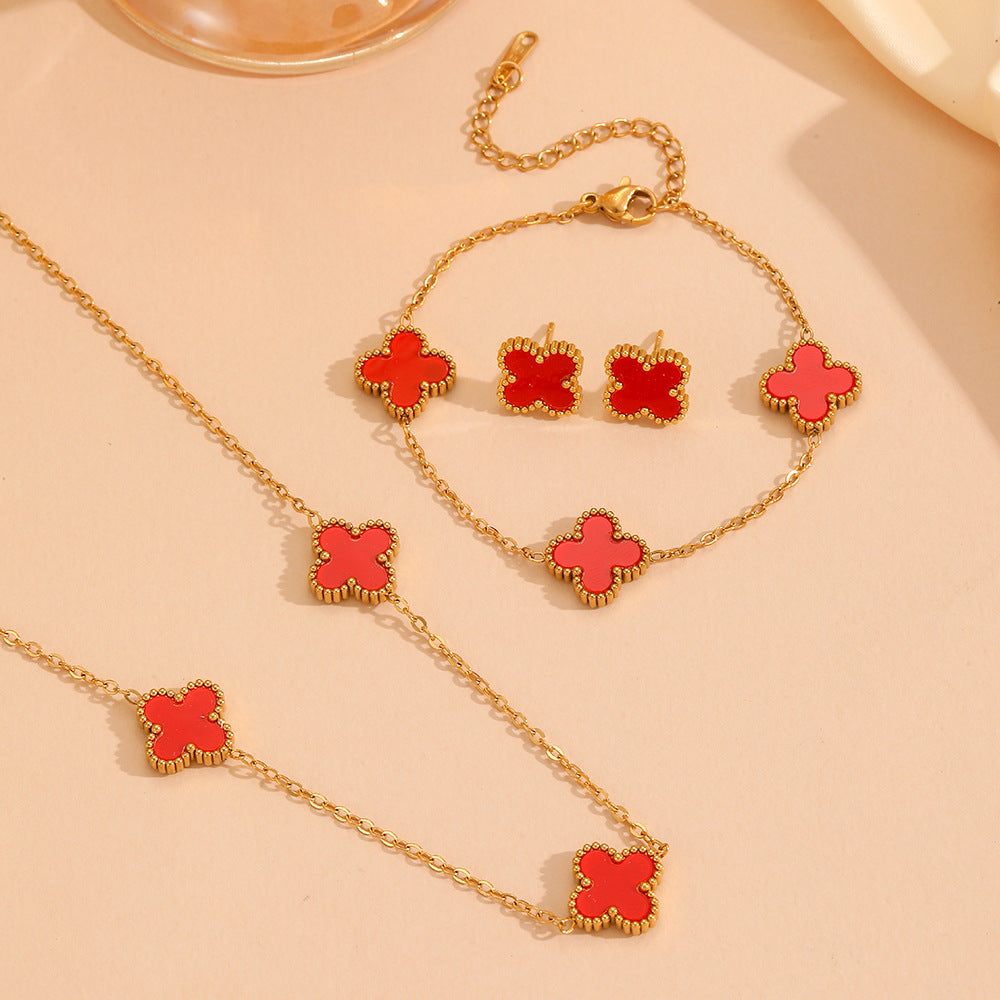 Wholesale Fashion stainless steel three four-leaf flower jewelry new titanium steel does not fade small flower jewelry suit