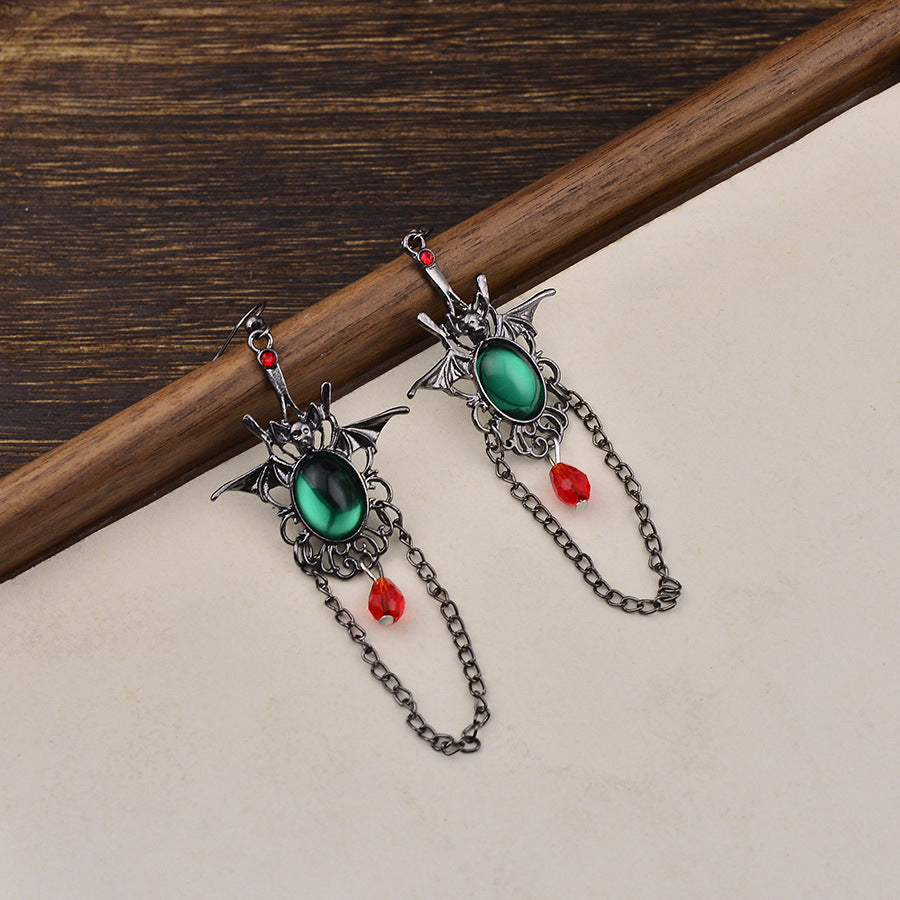 Wholesale Gothic Bat Tassel Rhinestone Earrings Gun Black Zinc Alloy Hollow Out Party Jewelry For Women Boutique Resale Gift