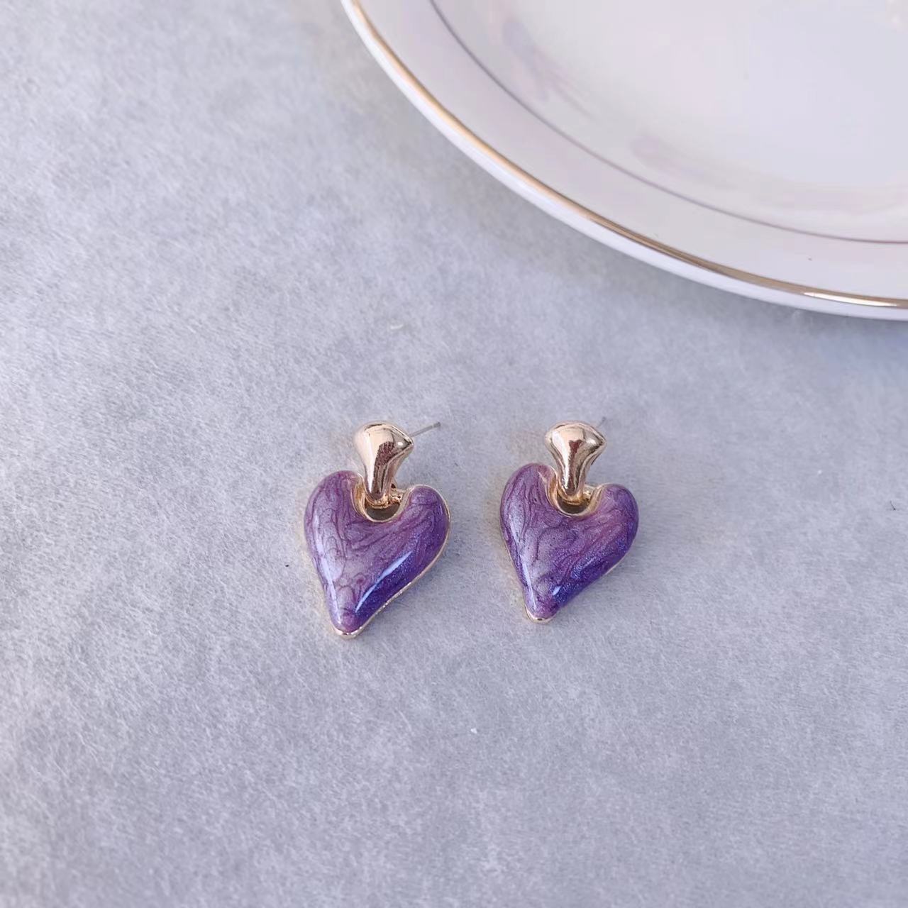 Wholesale French Retro Purple Dripping Glaze Love Earrings Alloy Fashion Accessory for Women