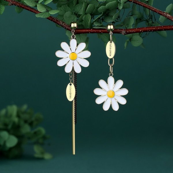Wholesale  flowers bees painted oil leaves asymmetric long tassel earrings