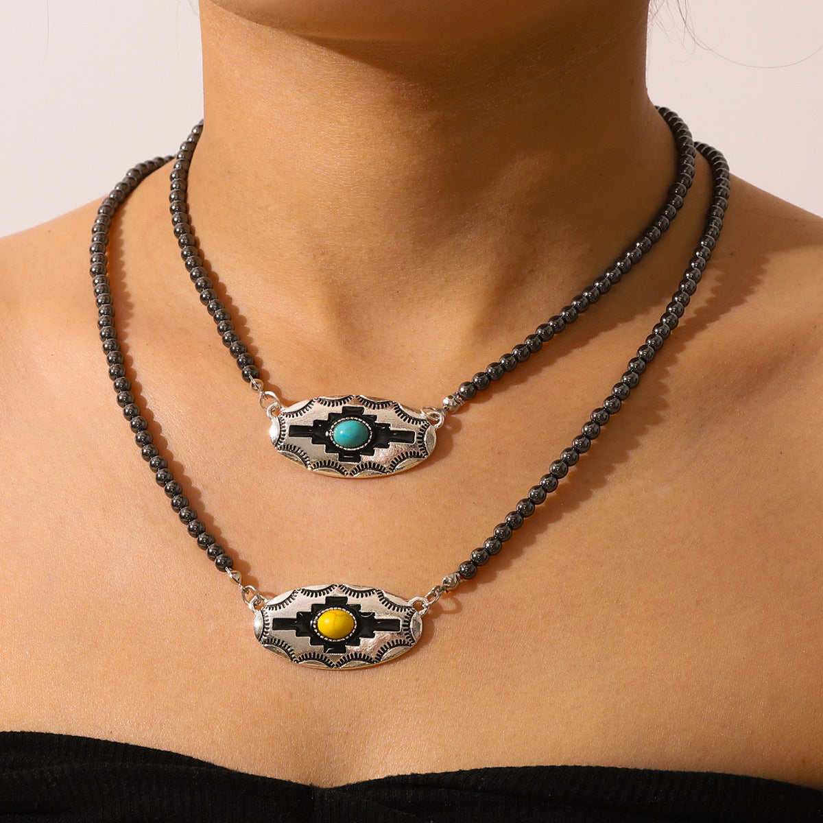 Wholesale  Retro Inlaid Color Turquoise Alloy Necklace