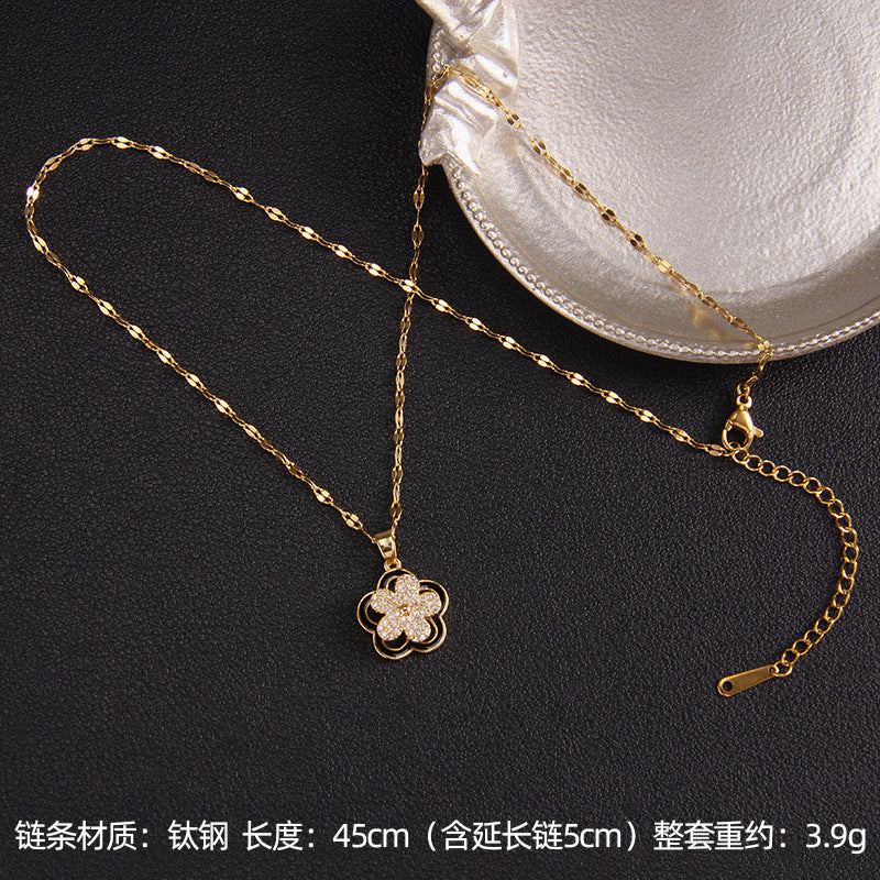 Wholesale Zircon Rotating Four Leaf Clover Flower Pendant Titanium Steel Necklace ACC-NE-Rongc006