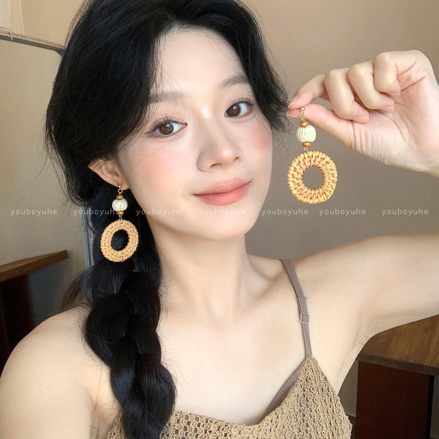 Wholesale Retro Forest-Style Handwoven Rattan Earrings — Summer Bohemian Vacation-Style Statement Jewelry ( Face-Slimming Effect)