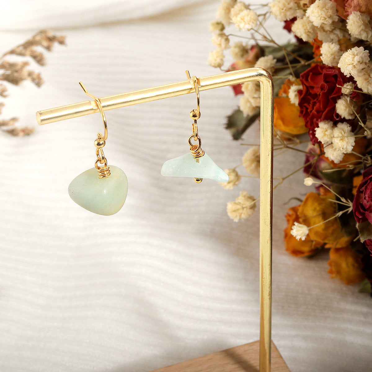 Wholesale A variety of simple natural crystal stone earrings ear jewelry