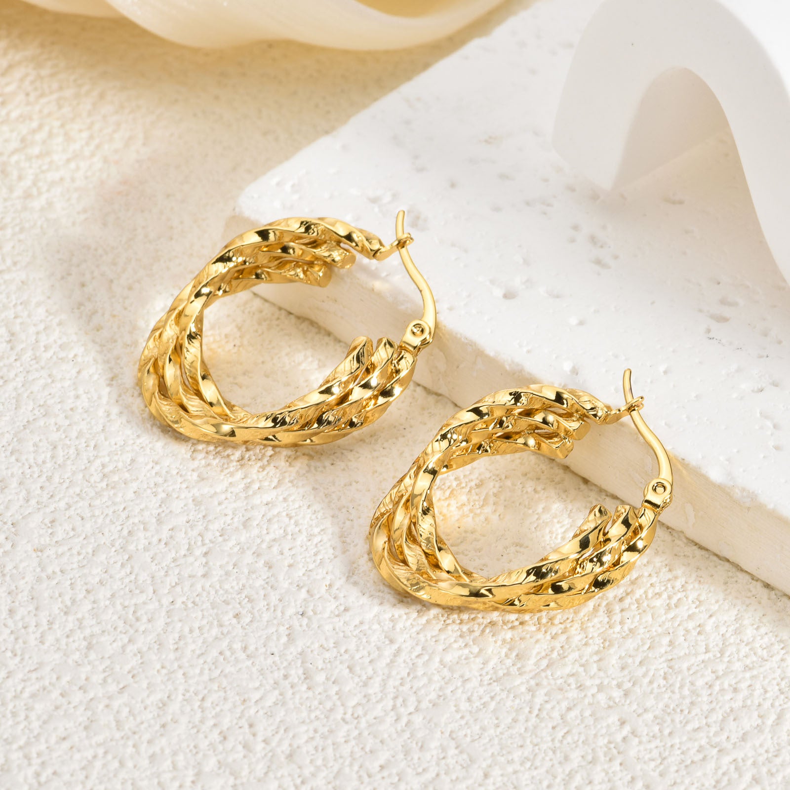 Wholesale Stainless steel cross cat eye earrings