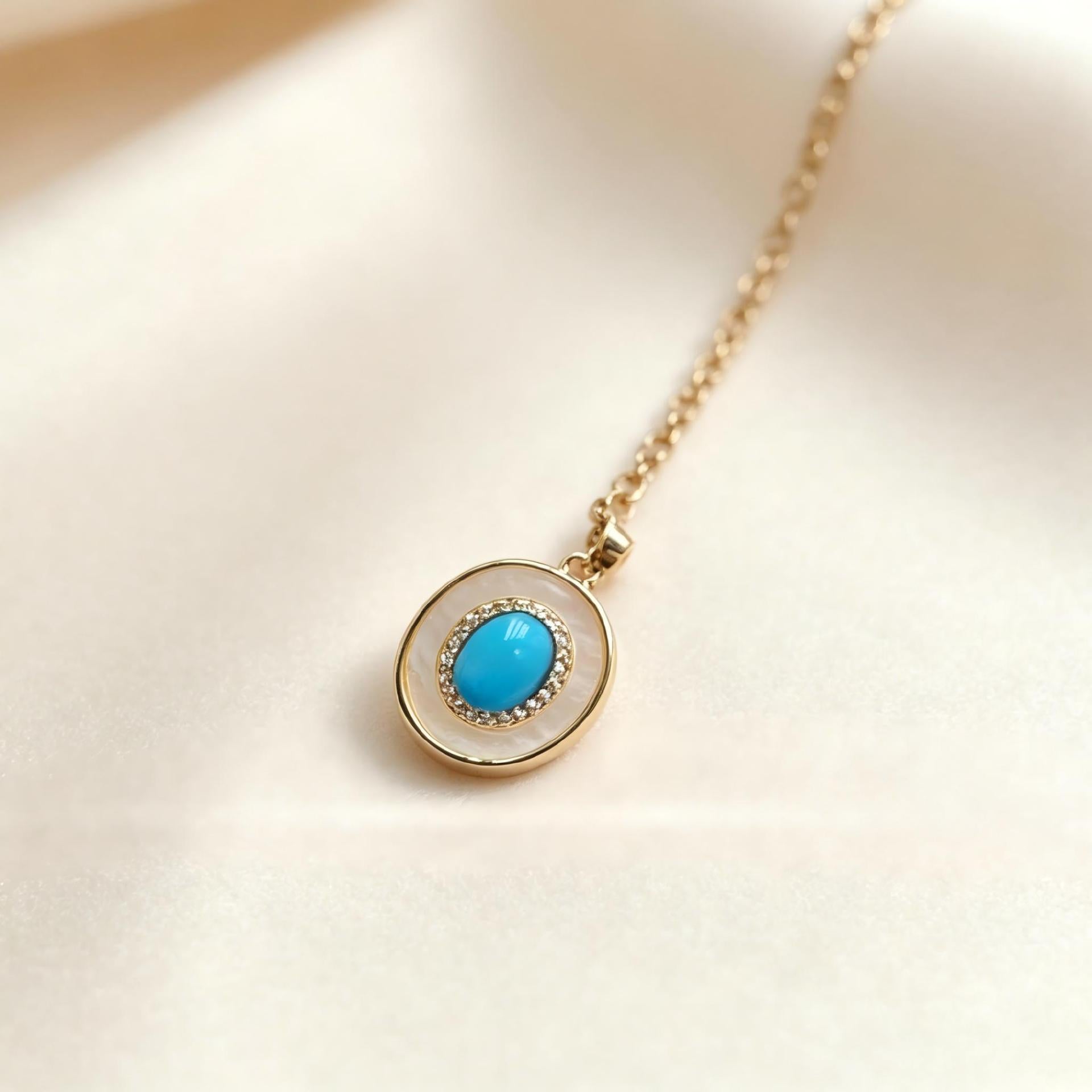 Wholesale Vintage Blue Shell Pendant Necklace,  Gold-plated Titanium Steel Chain,  Fashion Layering Jewelry Gift for Women Boutique Resale