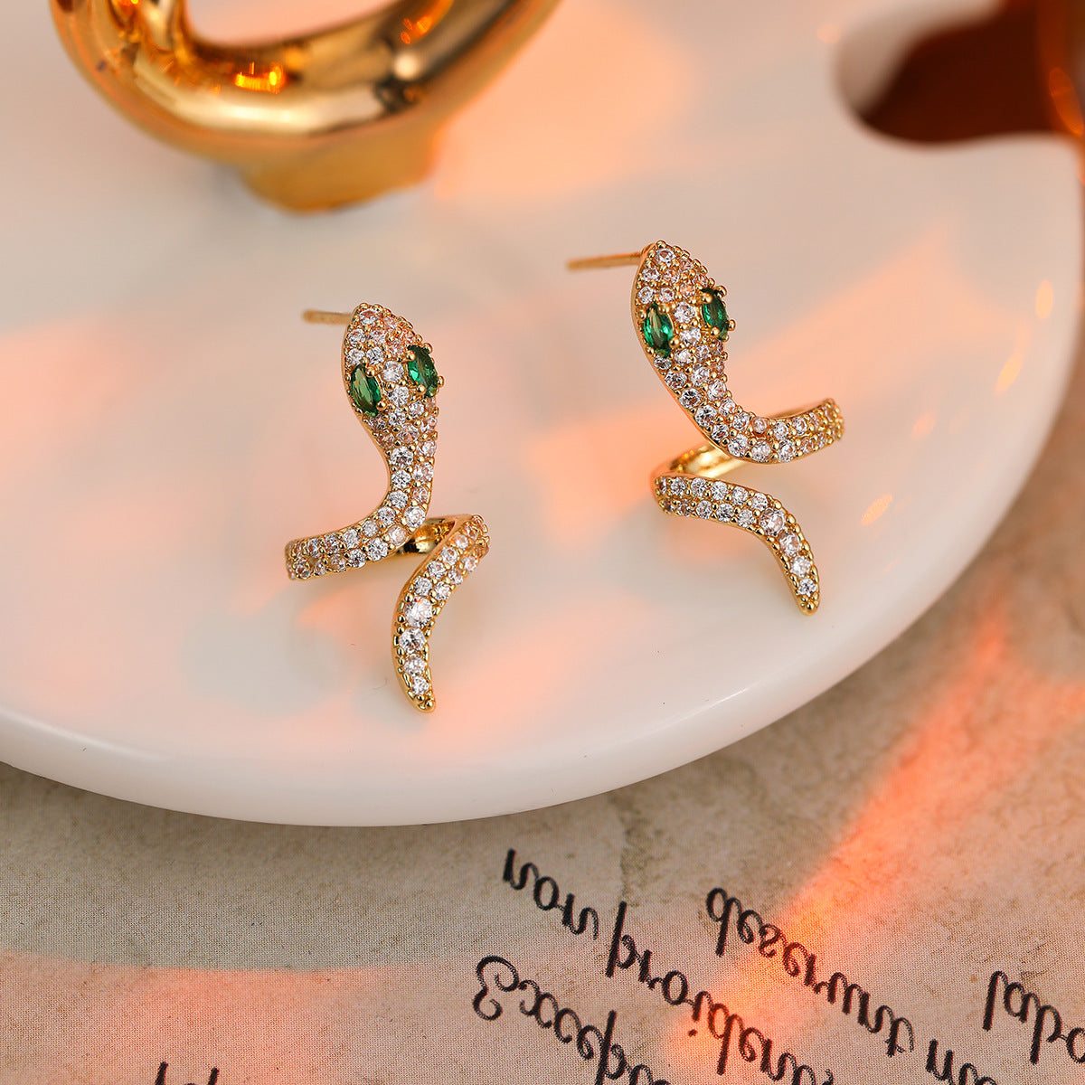 Wholesale 925 Silver Needle Snake Light Luxury Personalized Fashion Earrings