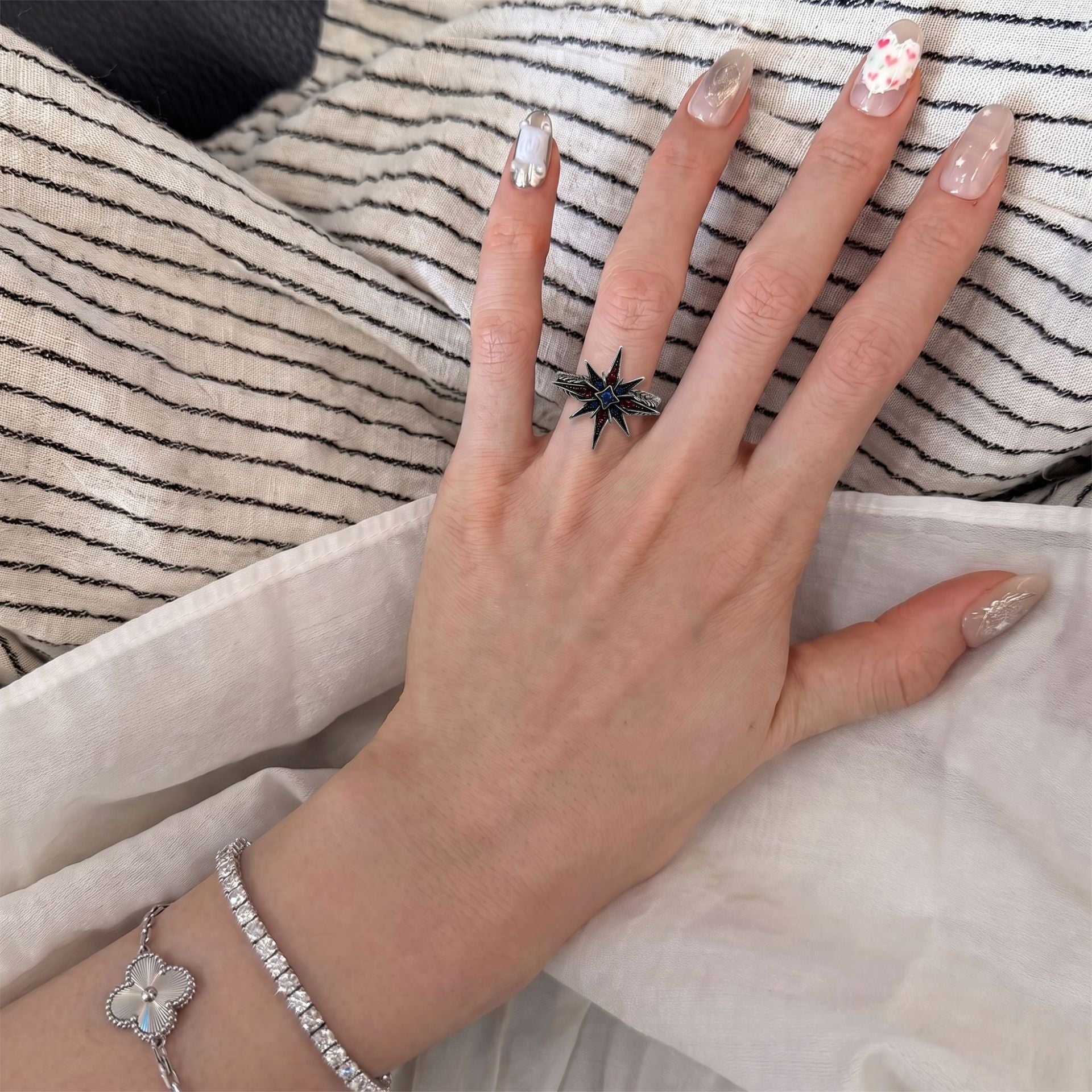 Wholesale Copper Electroplated Octagonal Star Ring with Vintage Distressed Finish,  Trendy Fashion Accessory for Everyday Wear