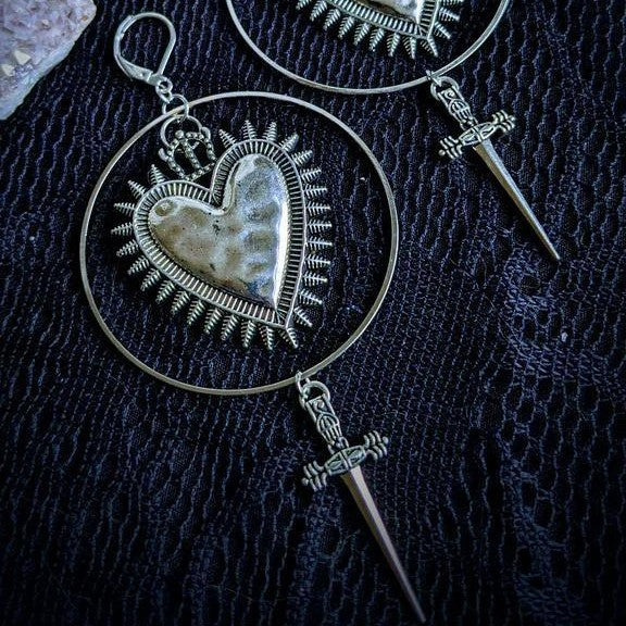 Wholesale European American Style Heart and Dagger Earrings Alloy Electroplated Fashion Accessory