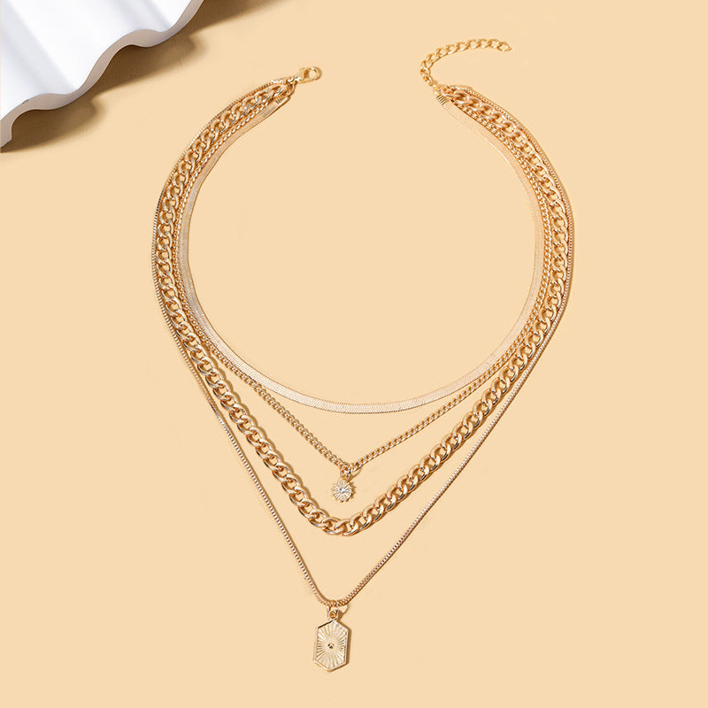Wholesale Trendy Geometric Rhinestone Pendant Necklace Zinc Alloy Multi-Layer Layering Jewelry Boutique Resale