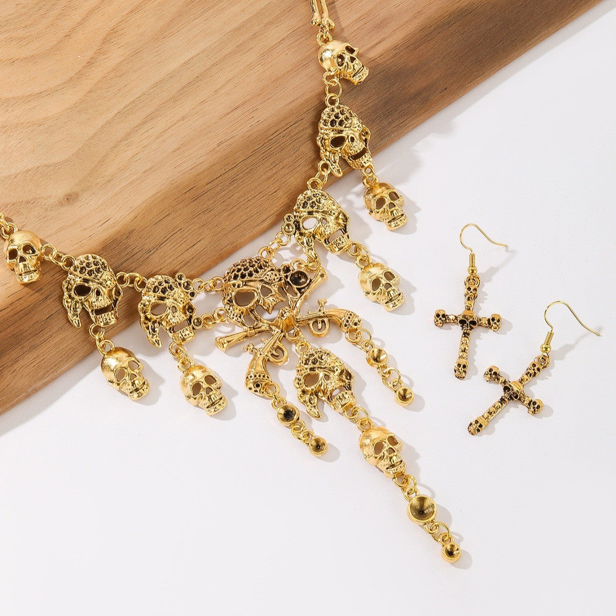 Wholesale Boutique Resale  Skull Tassel Necklace &  Earring Set - Zinc Alloy Jewelry Accessory