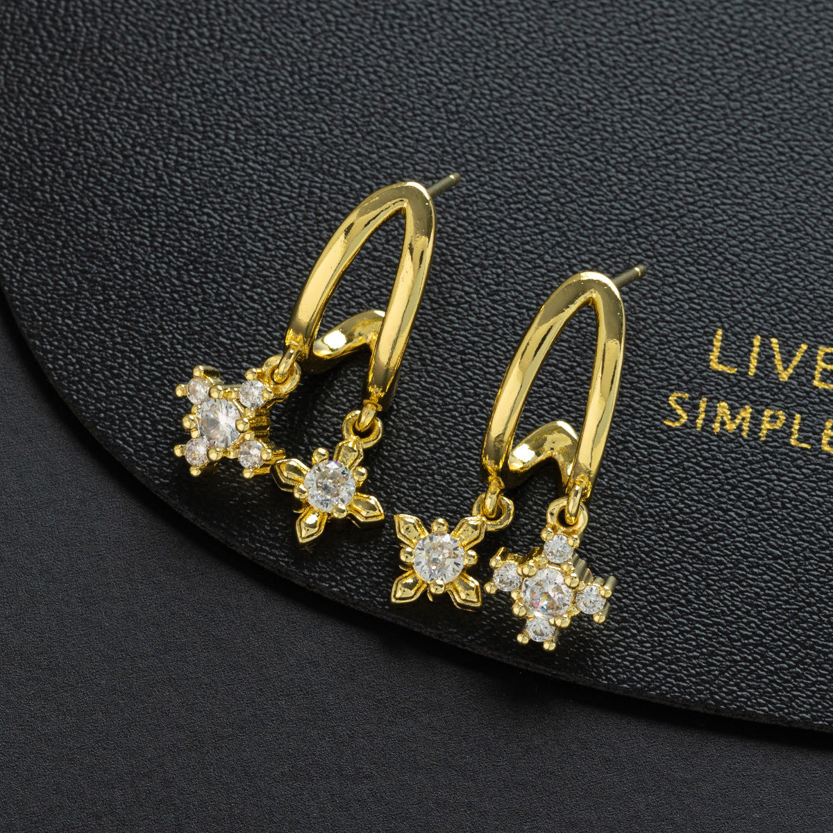 Wholesale Gold Plated Zircon Letter Ear Cuffs For Women Trendy Geometric Shape Chic Everyday Jewelry Accessory Boutique Resale Gift