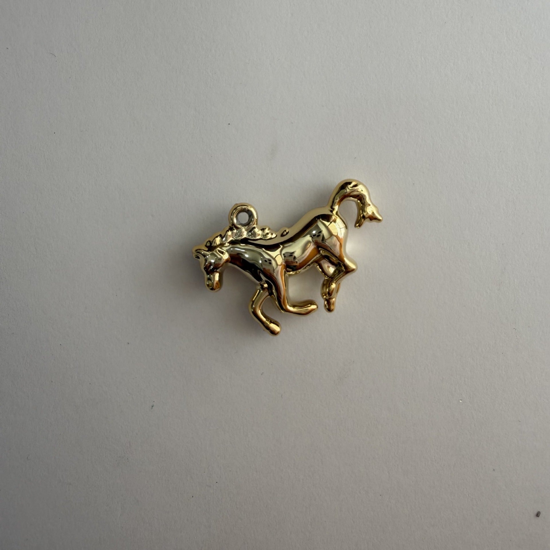 Wholesale Cute Acrylic Horse Keychain Bag Charm Car Key Accessory Gift
