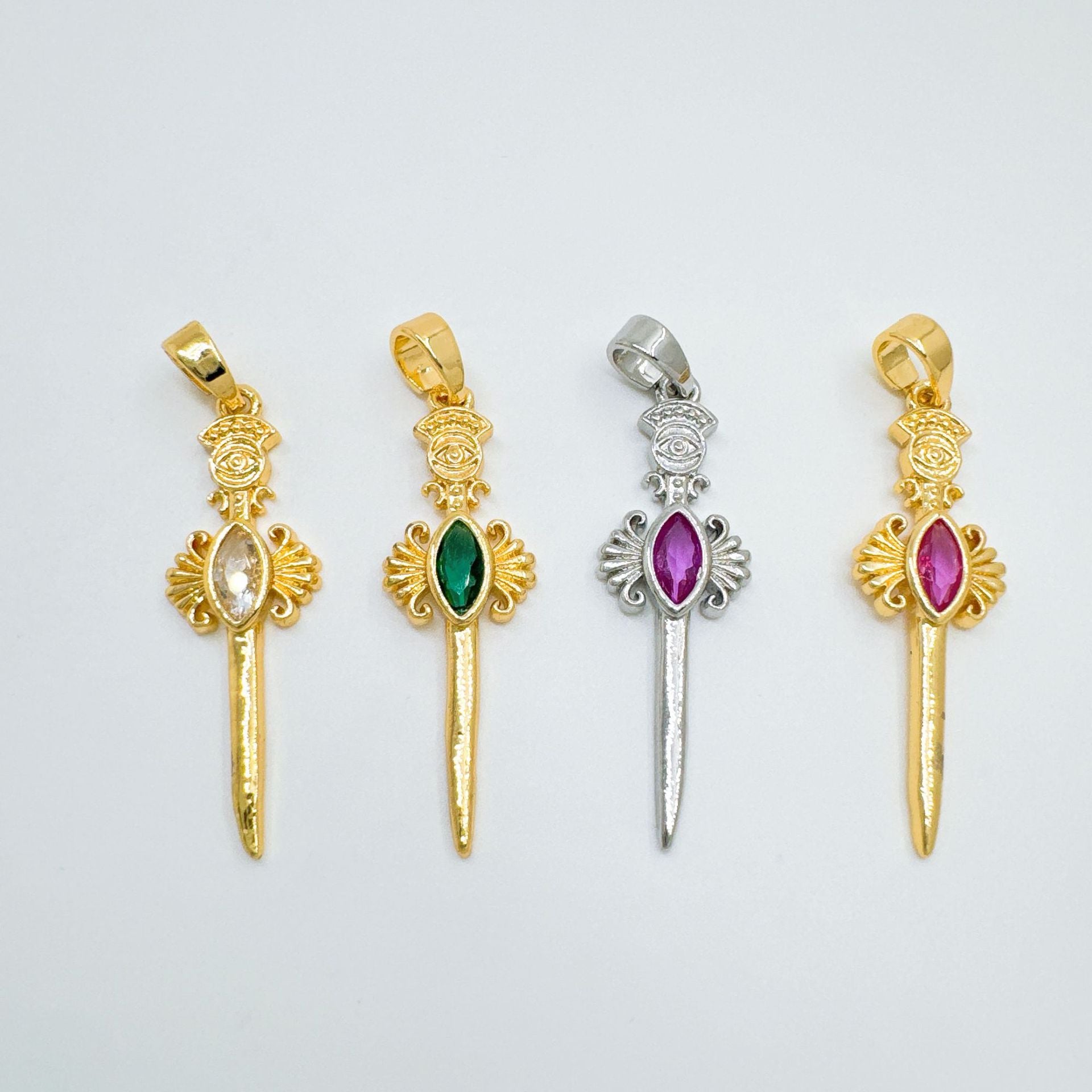 Wholesale Gold Plated Copper Cross Sword Pendant Necklace European Style Fashion Accessory for Women