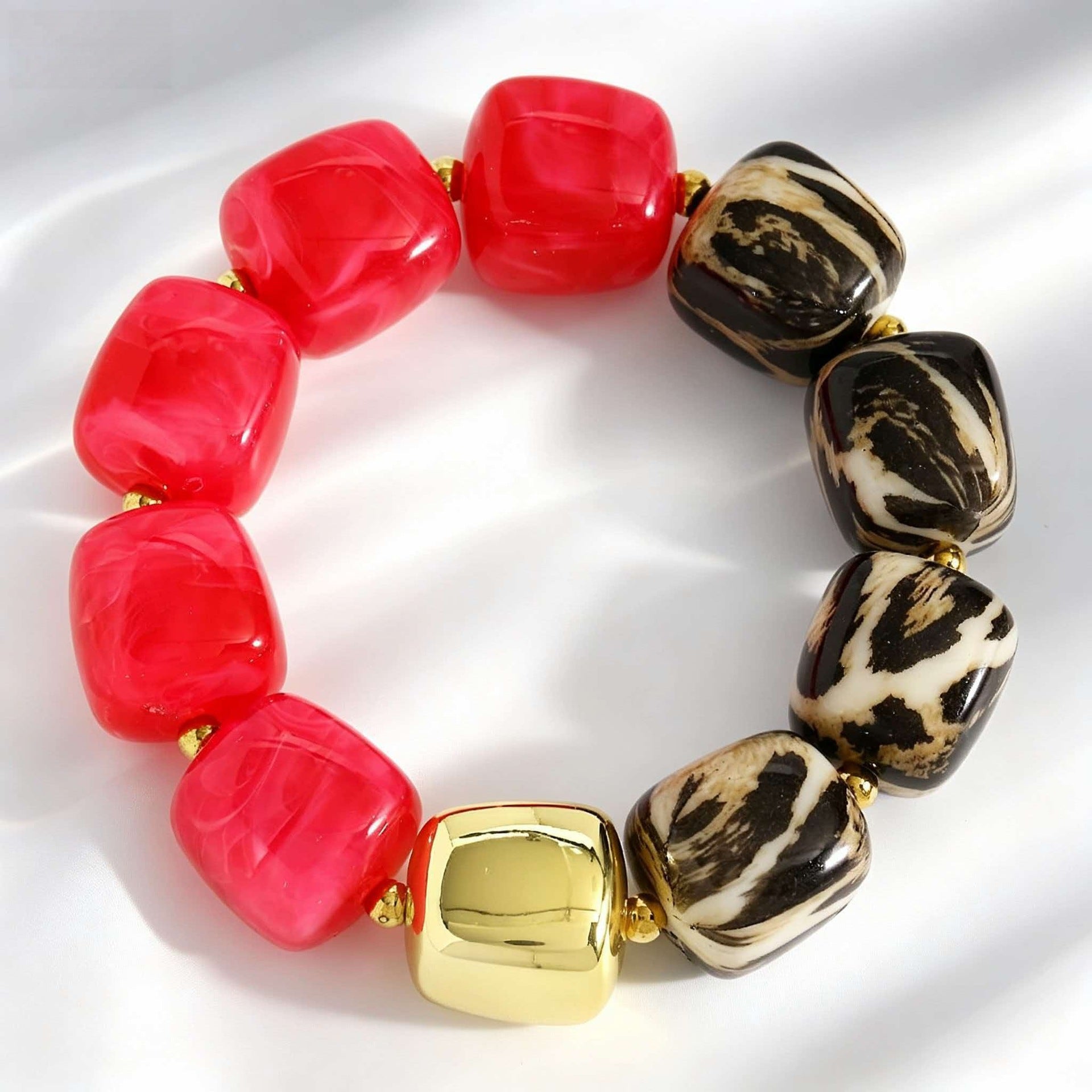 Wholesale Stylish Macaron Marble Resin Cube Bracelet Retro Gold Bead Design Everyday Unisex Jewelry Accessory Gift Resale