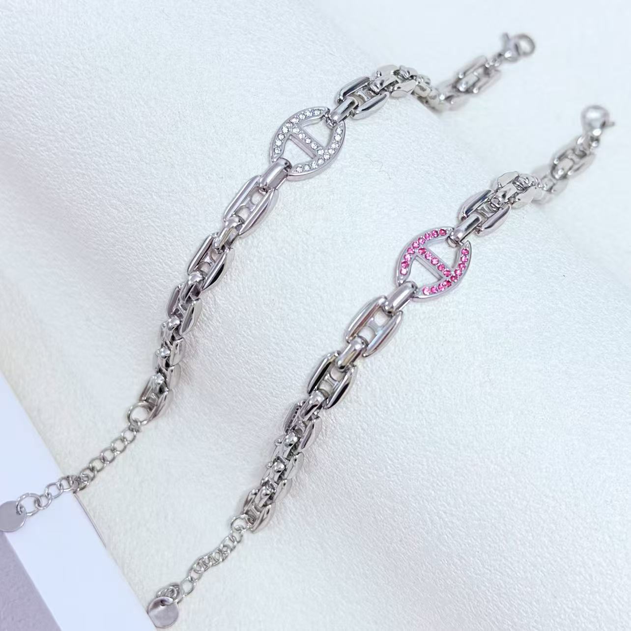 Wholesale Titanium Steel Diamond Encrusted Bracelet with Diamond Studded Tail Chain