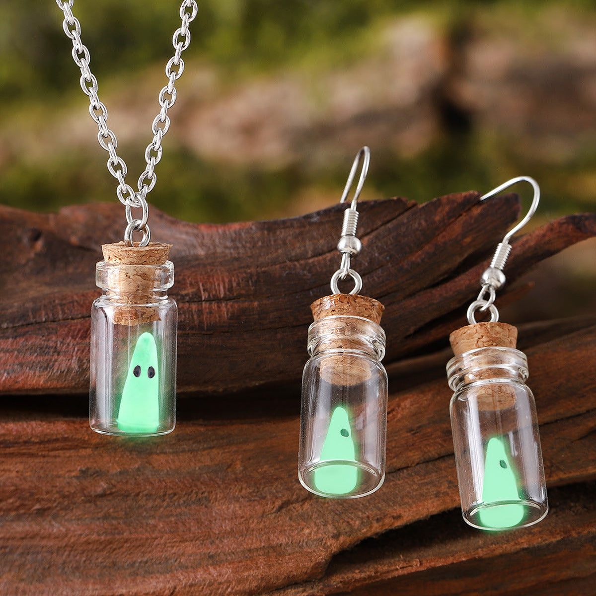 Wholesale Glass Glow In The Dark Ghost Pendant Earrings For Women Trendy Party Jewelry Accessory