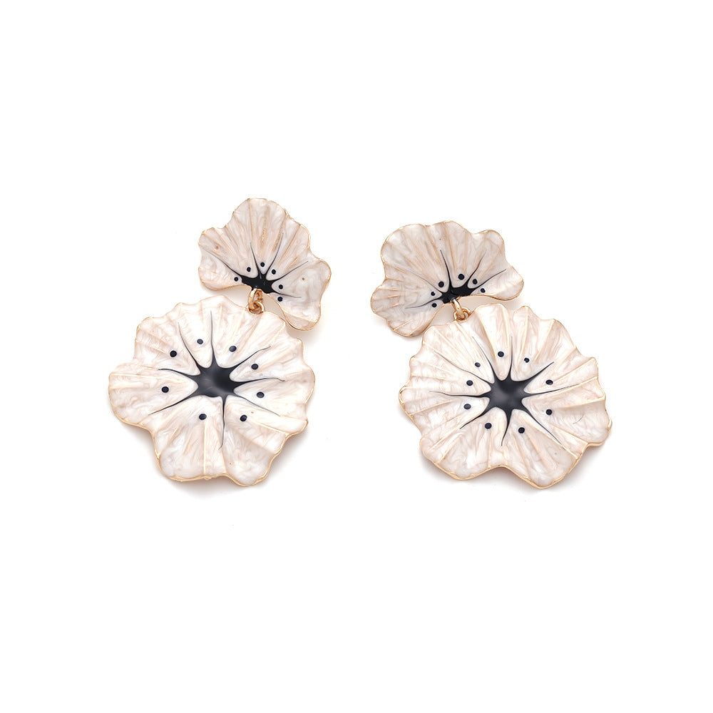 Wholesale  exaggerated alloy dripping flower earrings
