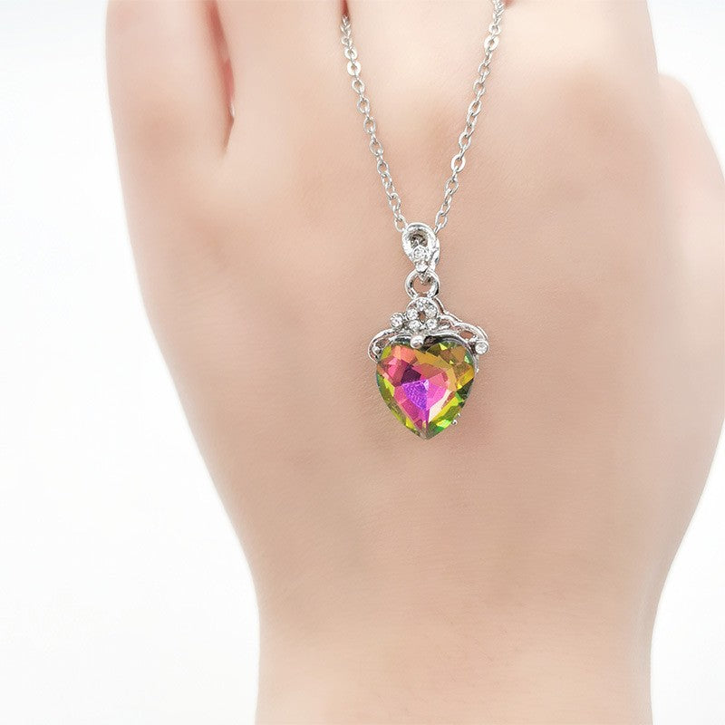 Wholesale Cartoon Hollow Heart Pendant Love Clavicle Necklace ACC-NE-YunJ008
