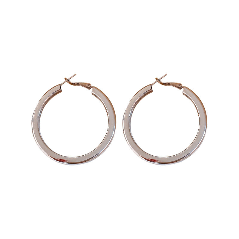 Wholesale luxury metal round earrings