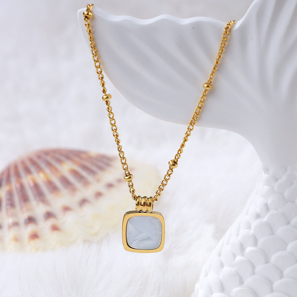 Wholesale Gold-Plated Stainless Steel Heart Pendant Necklace – Geometric Shell Design Fashion Jewelry
