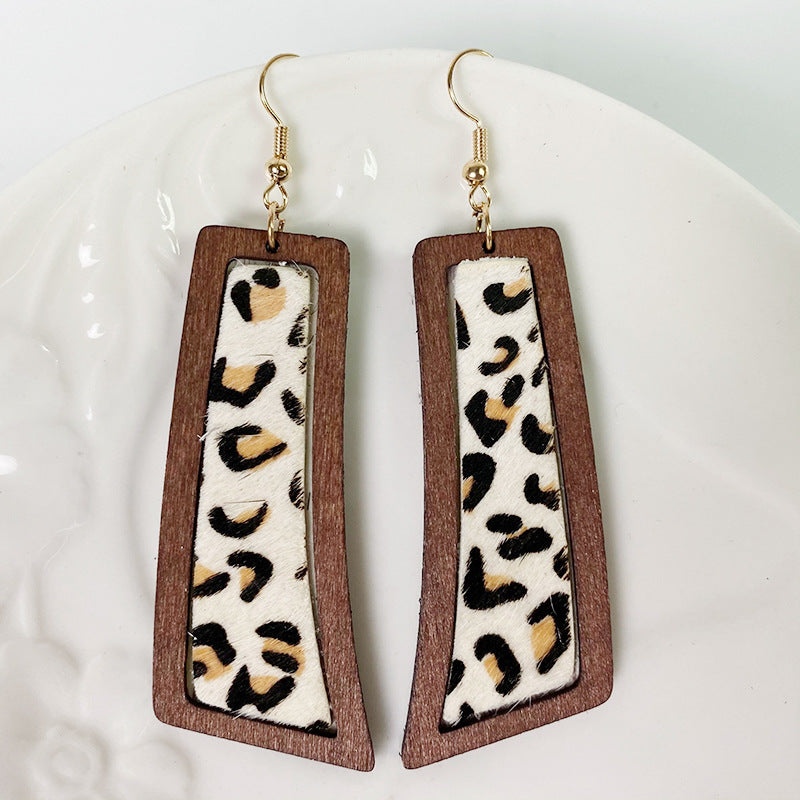 Wholesale 3 pieces of wooden leopard print and cow print leather earrings