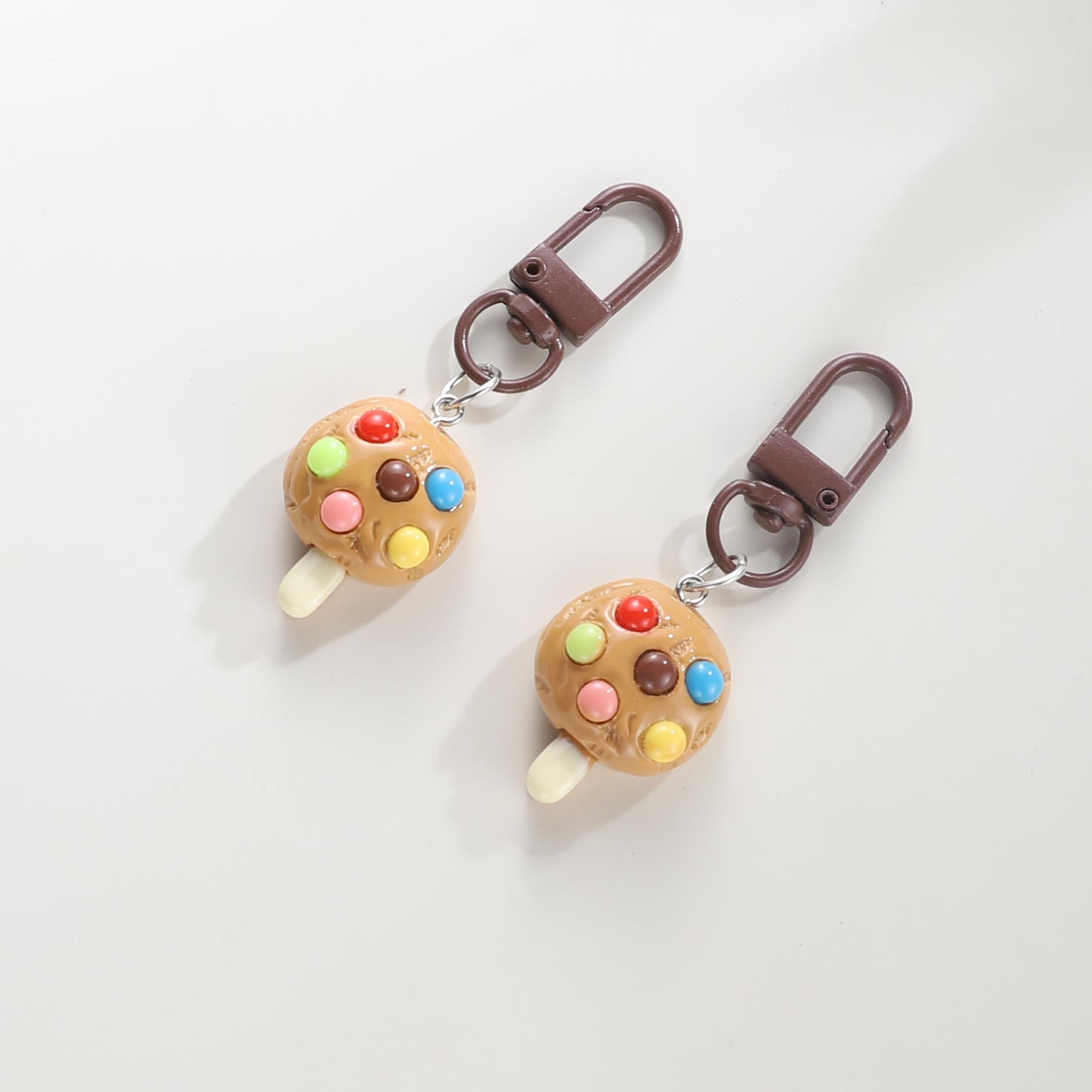 Wholesale Biscuit Pendant Keychains
