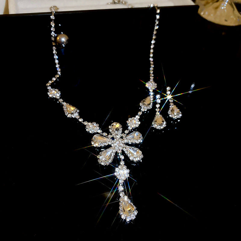 Wholesale  Light Luxury Water Drop Zircon Diamond Earrings Necklace