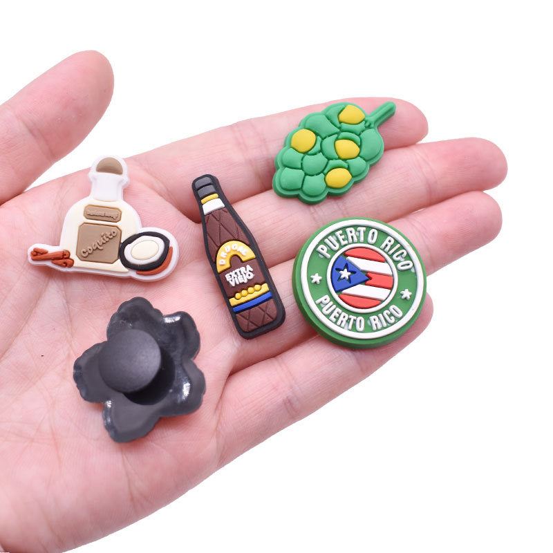 Wholesale 100pcs Random PVC Plastic Drop Soft Rubber Shoe Flower Cartoon Cave Shoe Buckle Shoes Charm