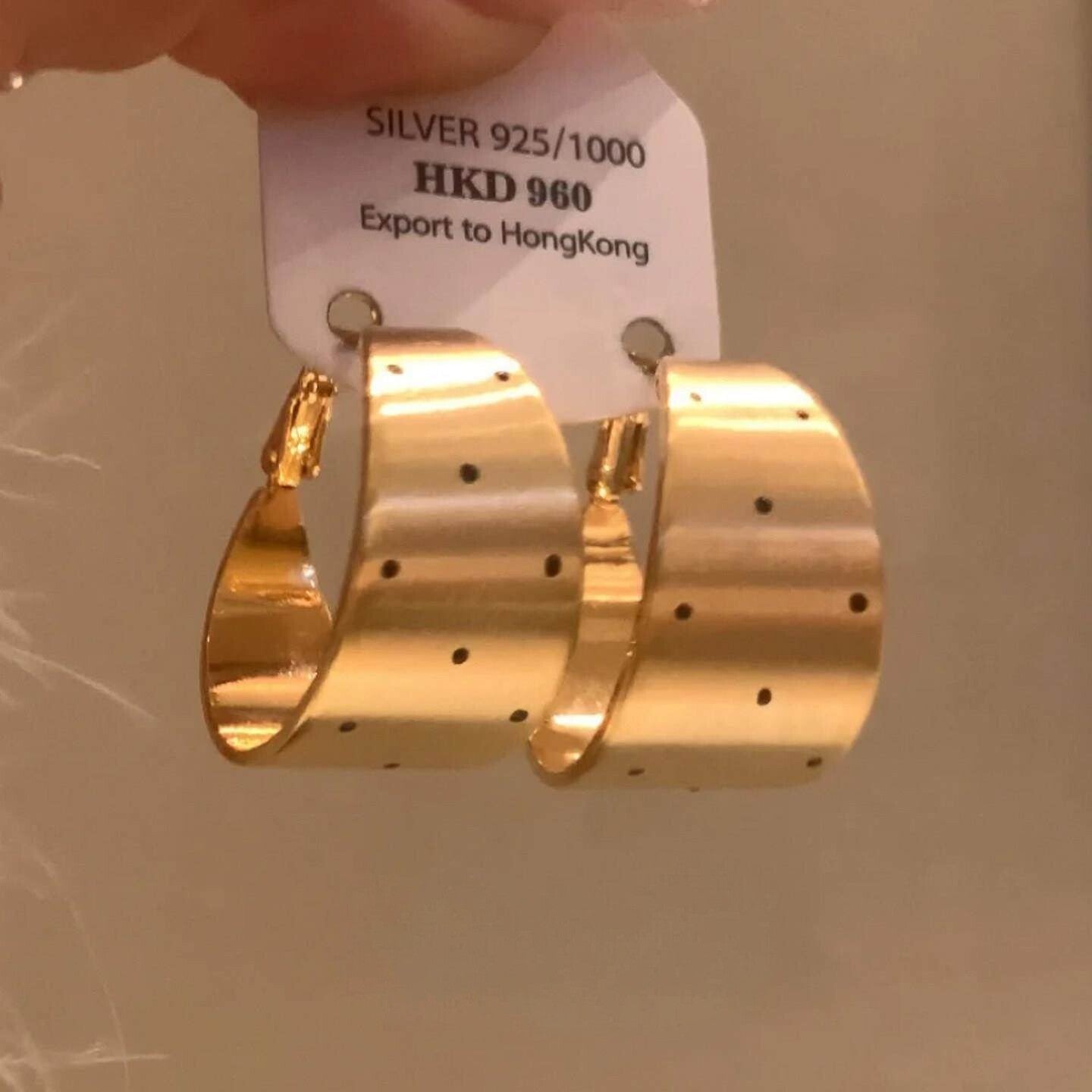 6128949225371