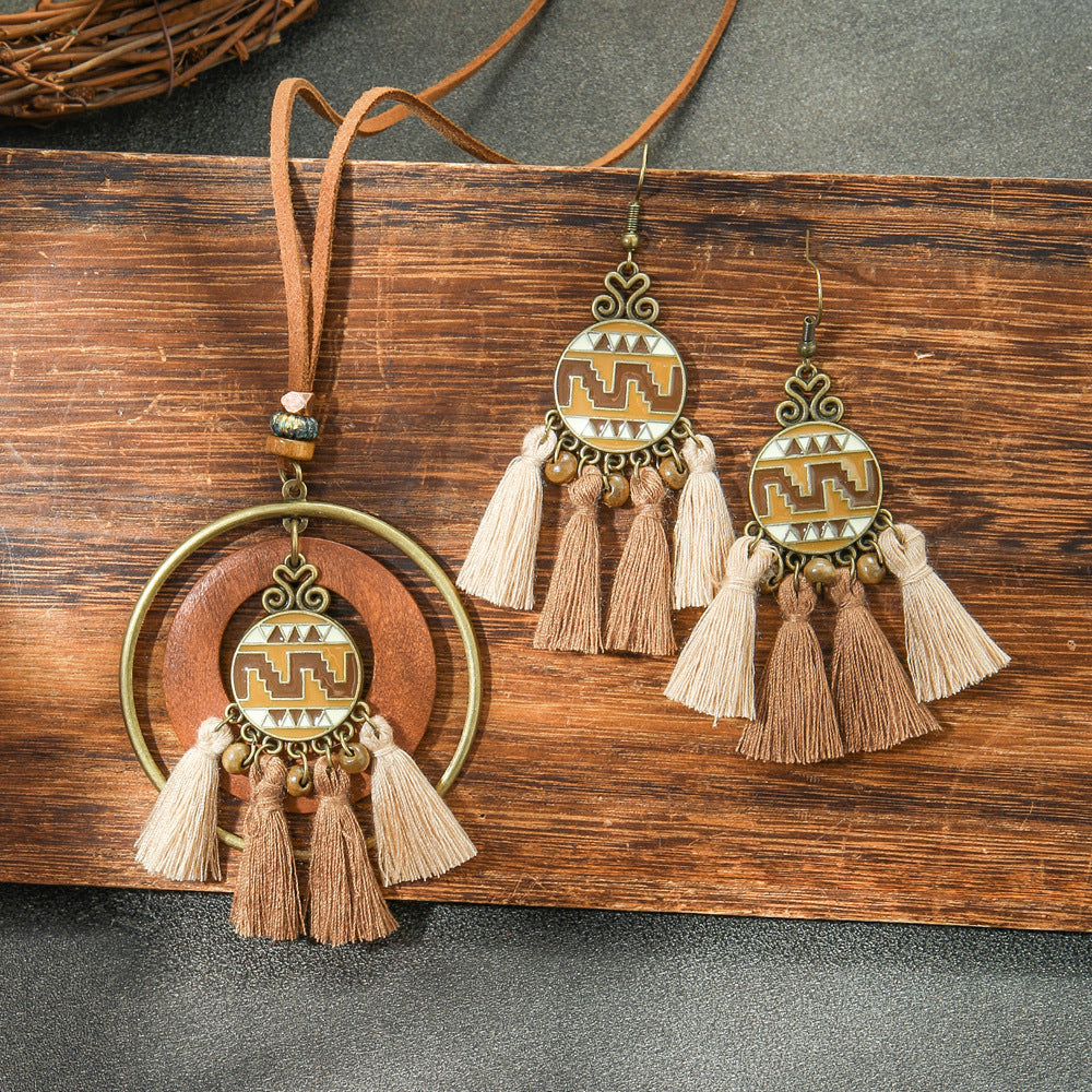 Wholesale Alloy Electroplated Bohemian Jewelry Set Earrings Necklace for Women Fashion Accessory