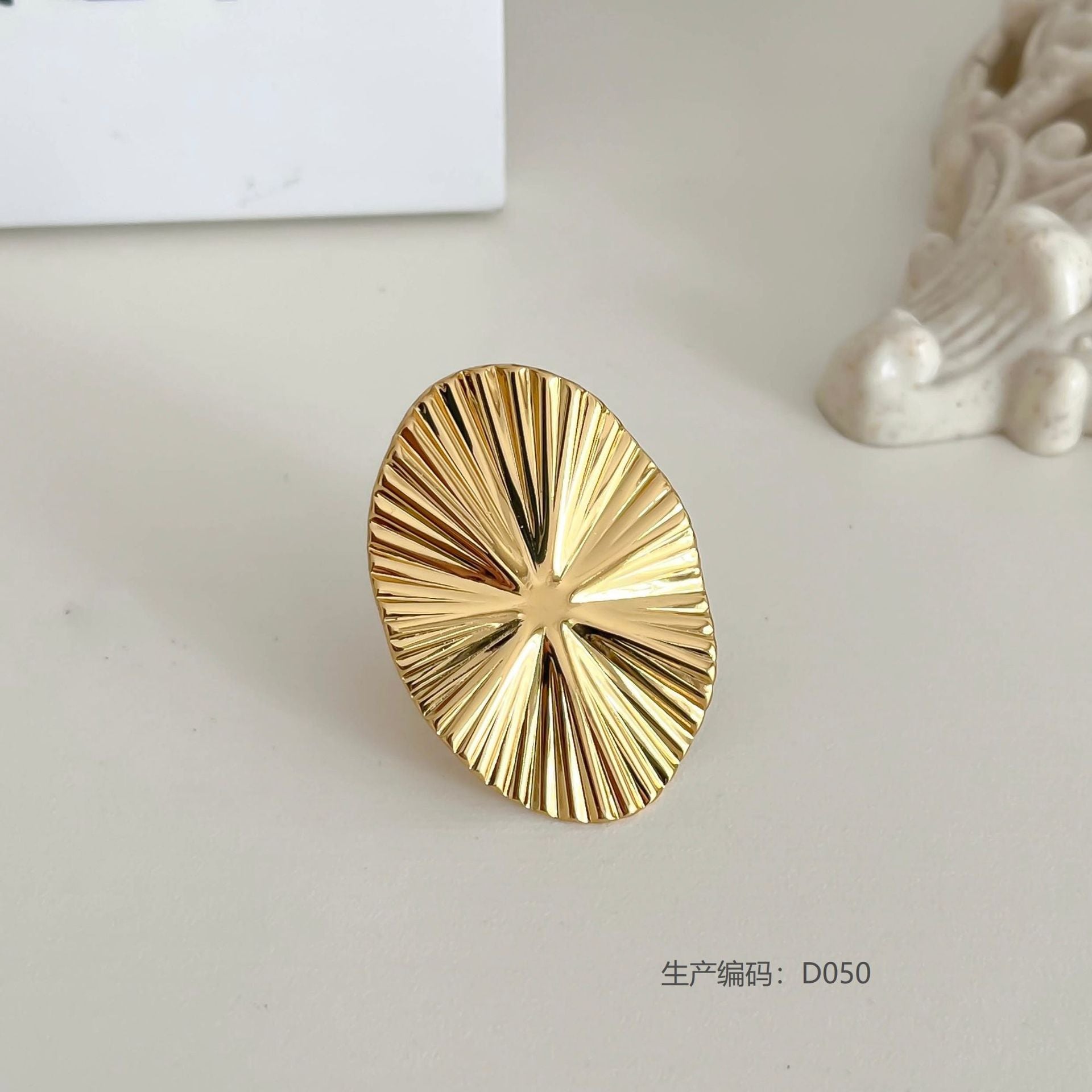 Wholesale Geometric Stainless Steel Ring,  Electroplated,  Boutique Resale Jewelry Accessory