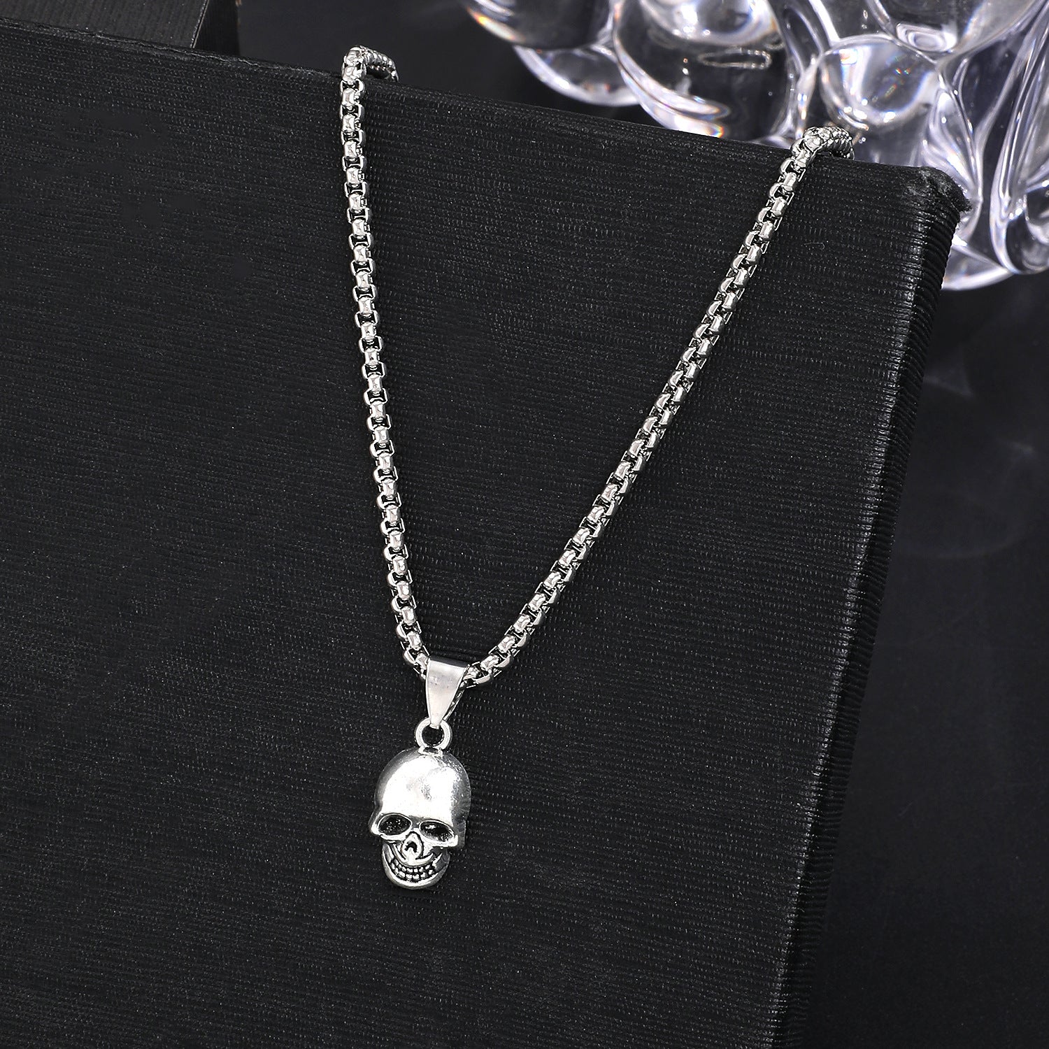 Wholesale Punk Style Skull Pendant Necklace Trendy Jewelry Accessory for Gift Boutique Resale