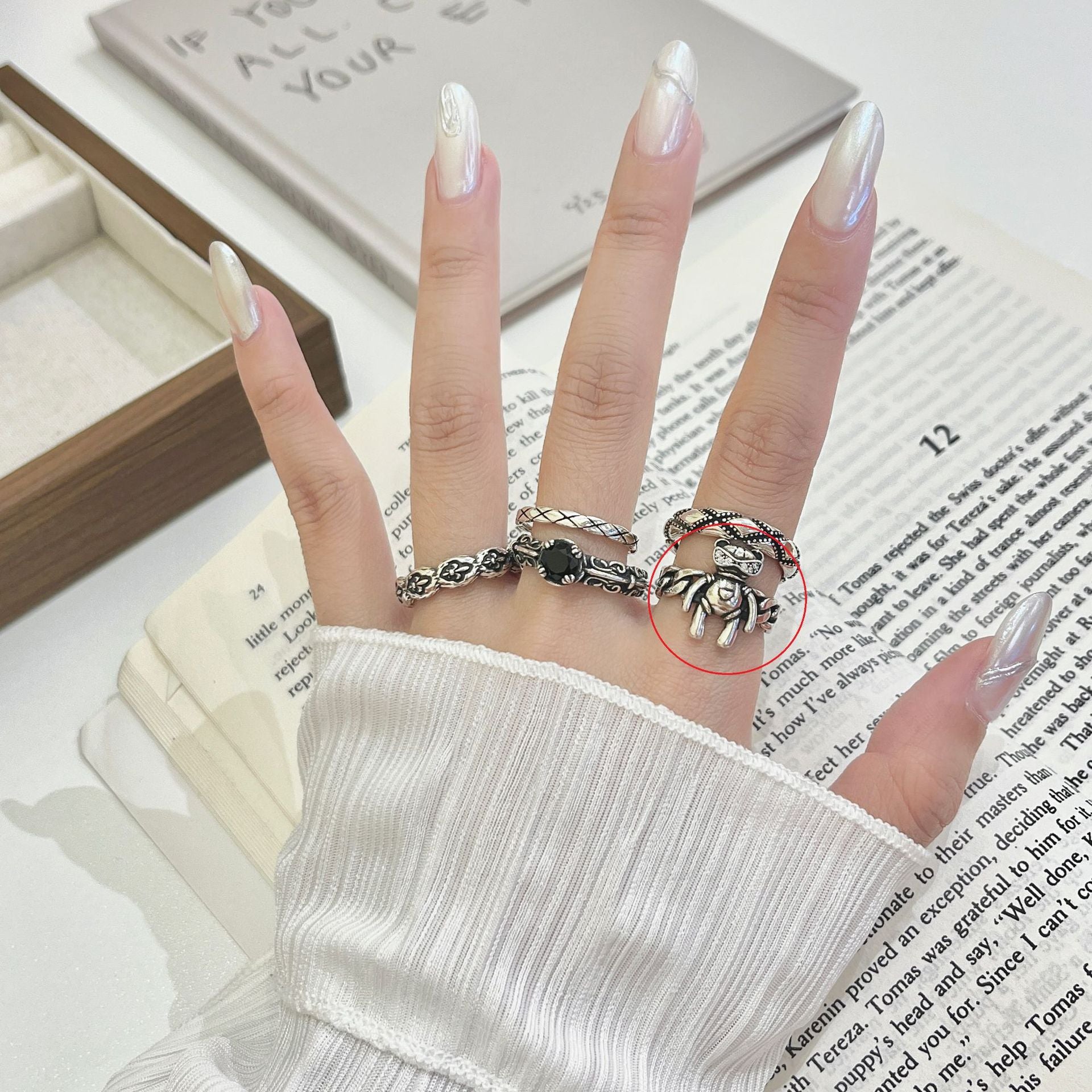 Wholesale Vintage distressed 925 silver heart ring