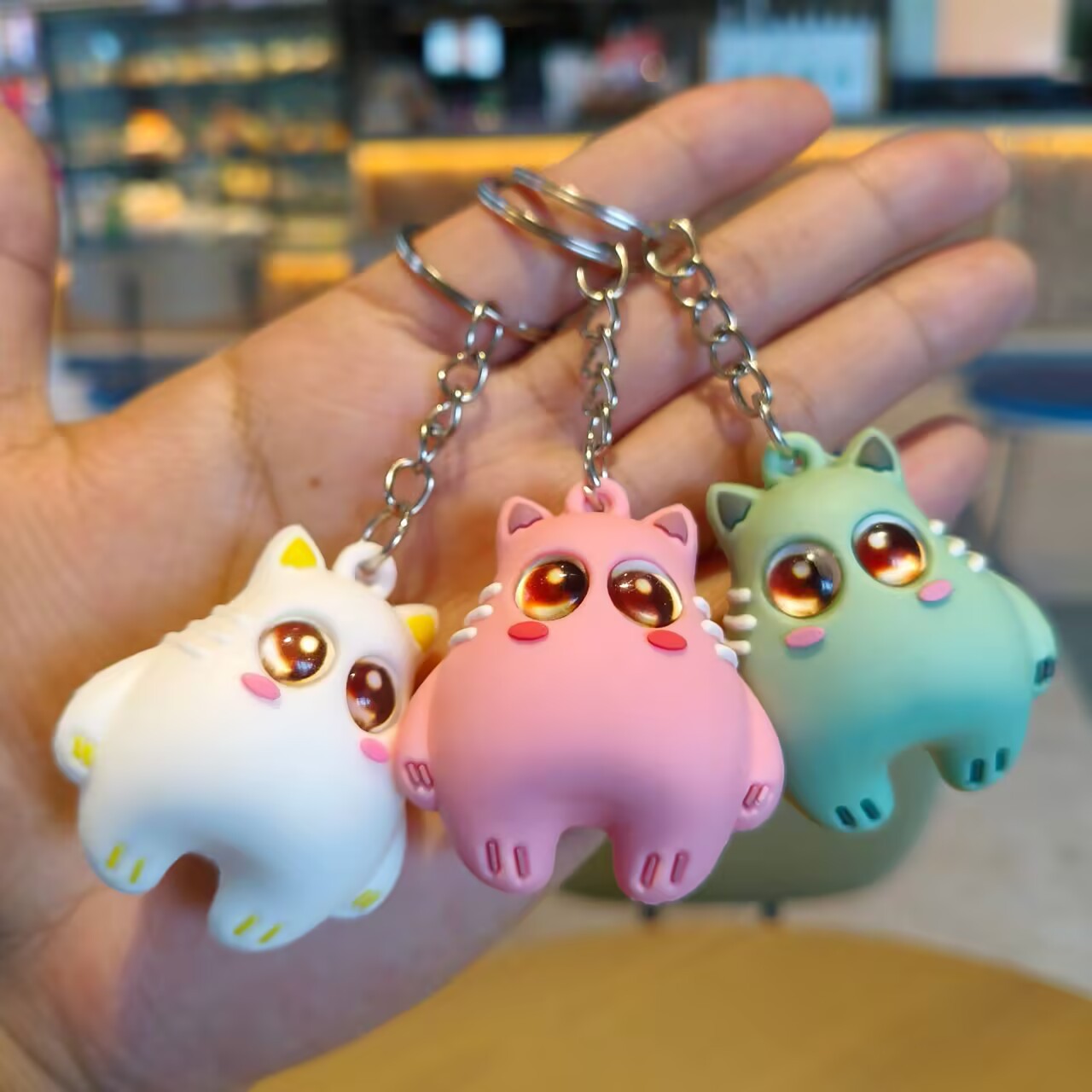 Wholesale Silicone Cat Coin Purse Keychain - Big-Eyed Cute Design for Girls,  Couple Gift Car Key Accessory
