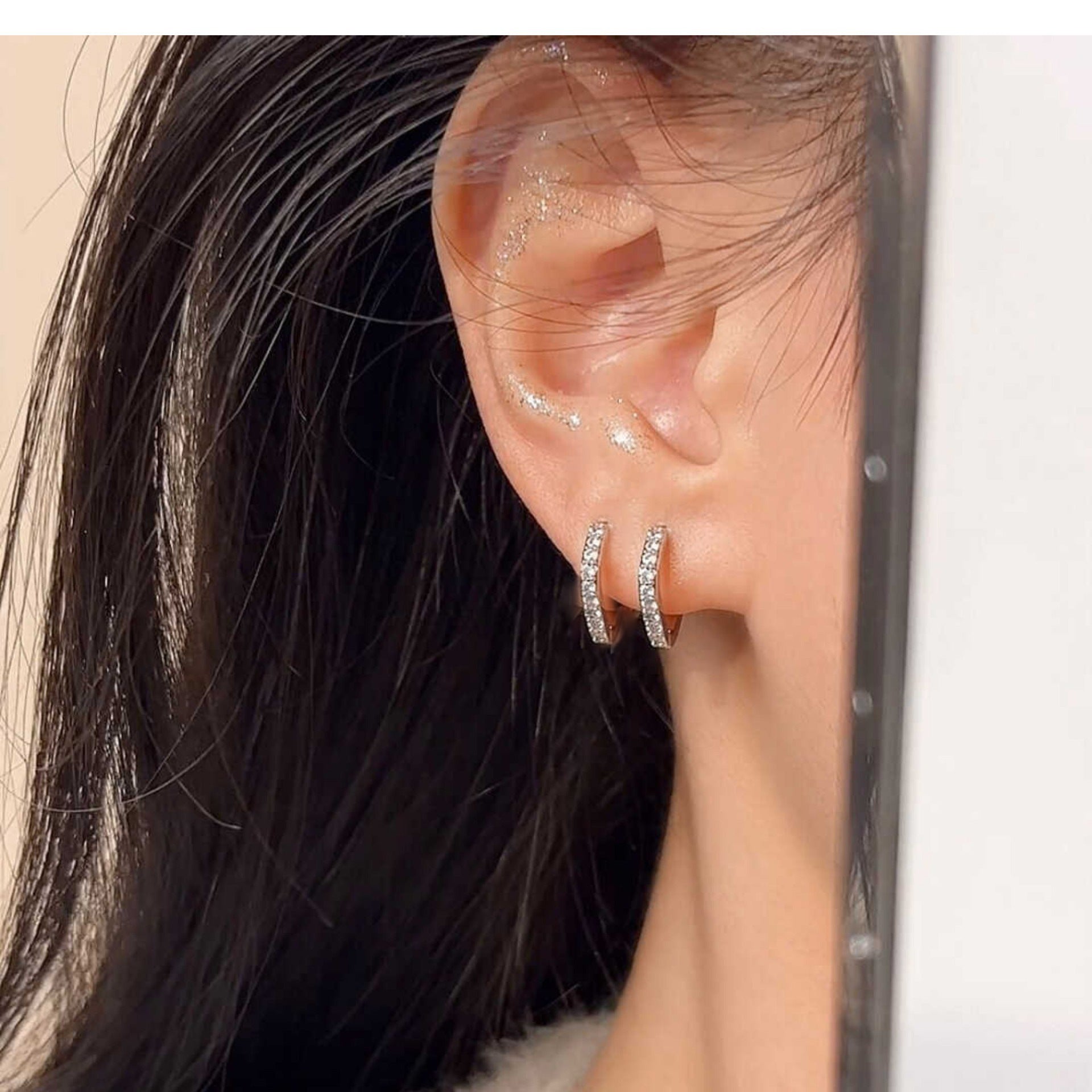 Wholesale Asymmetric Fold Hoop Earrings Fashion Accessory for Boutique Resale