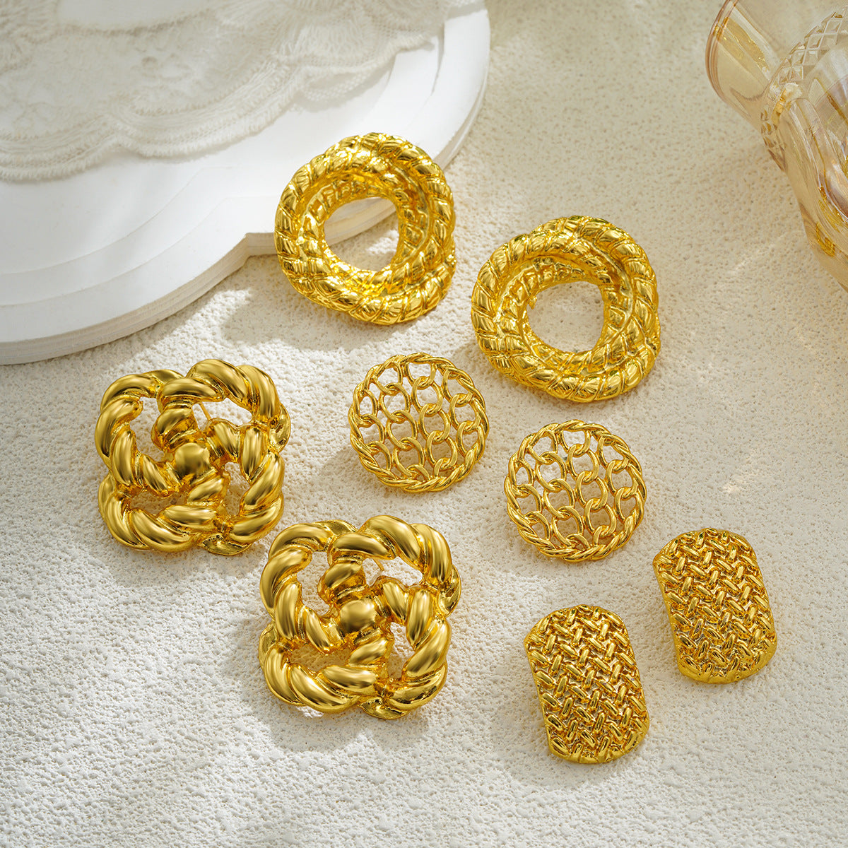 Wholesale 18K gold retro exaggerated large earrings knot woven geometric earrings