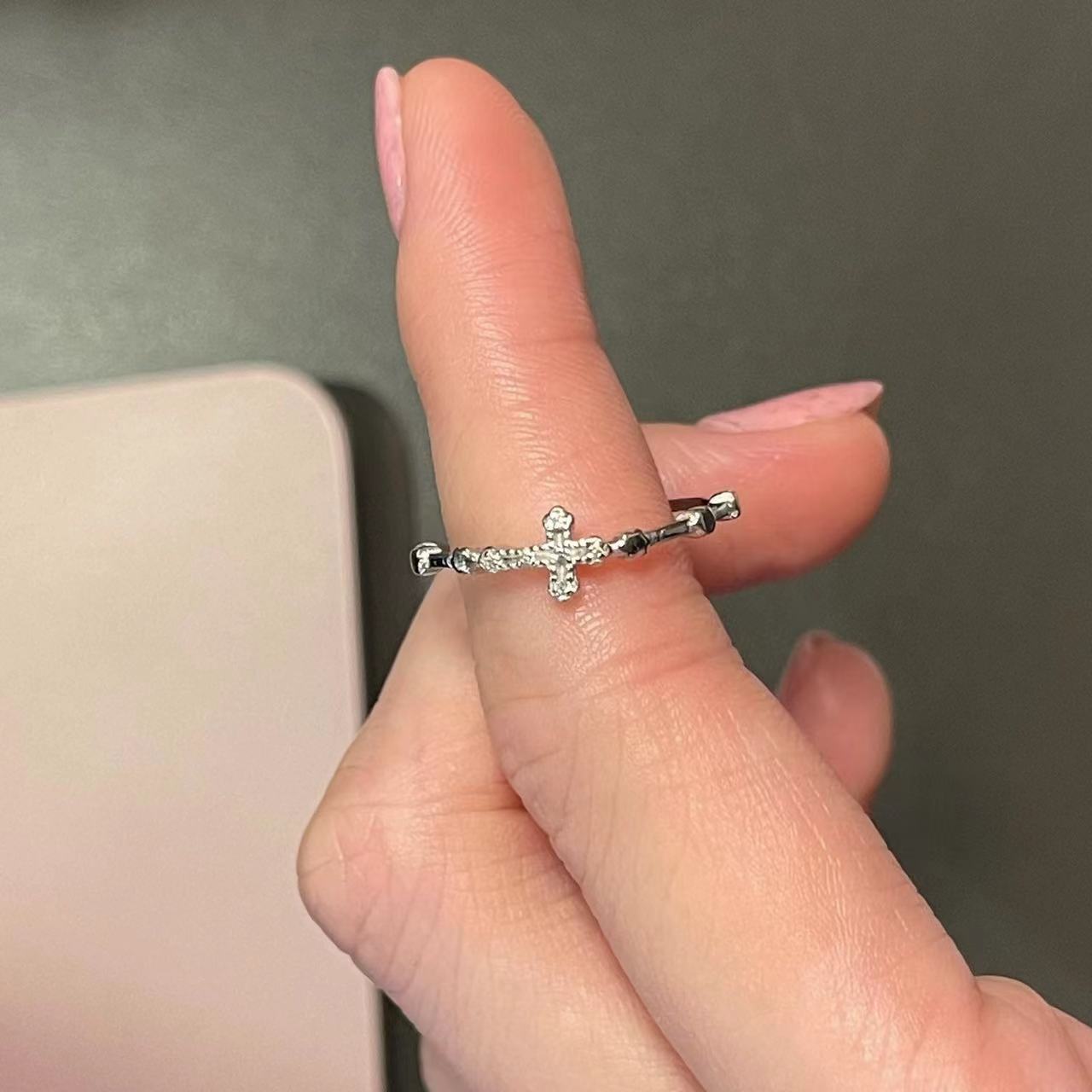 Wholesale Trendy Zircon Cross Open Ring Minimalist Asymmetric Pinky Ring Fashion Jewelry Accessory Gift For Everyday Wear