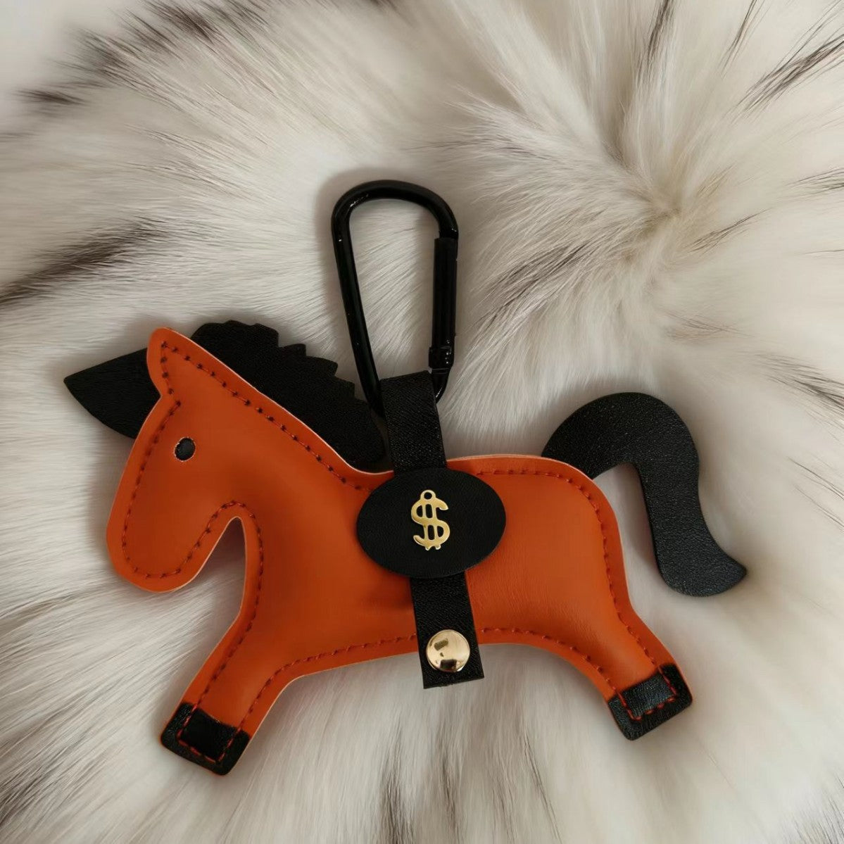 Wholesale Creative Horse Shape Leather Keychain Bag Charm Burgundy For Car Keys And Housewarming Gift