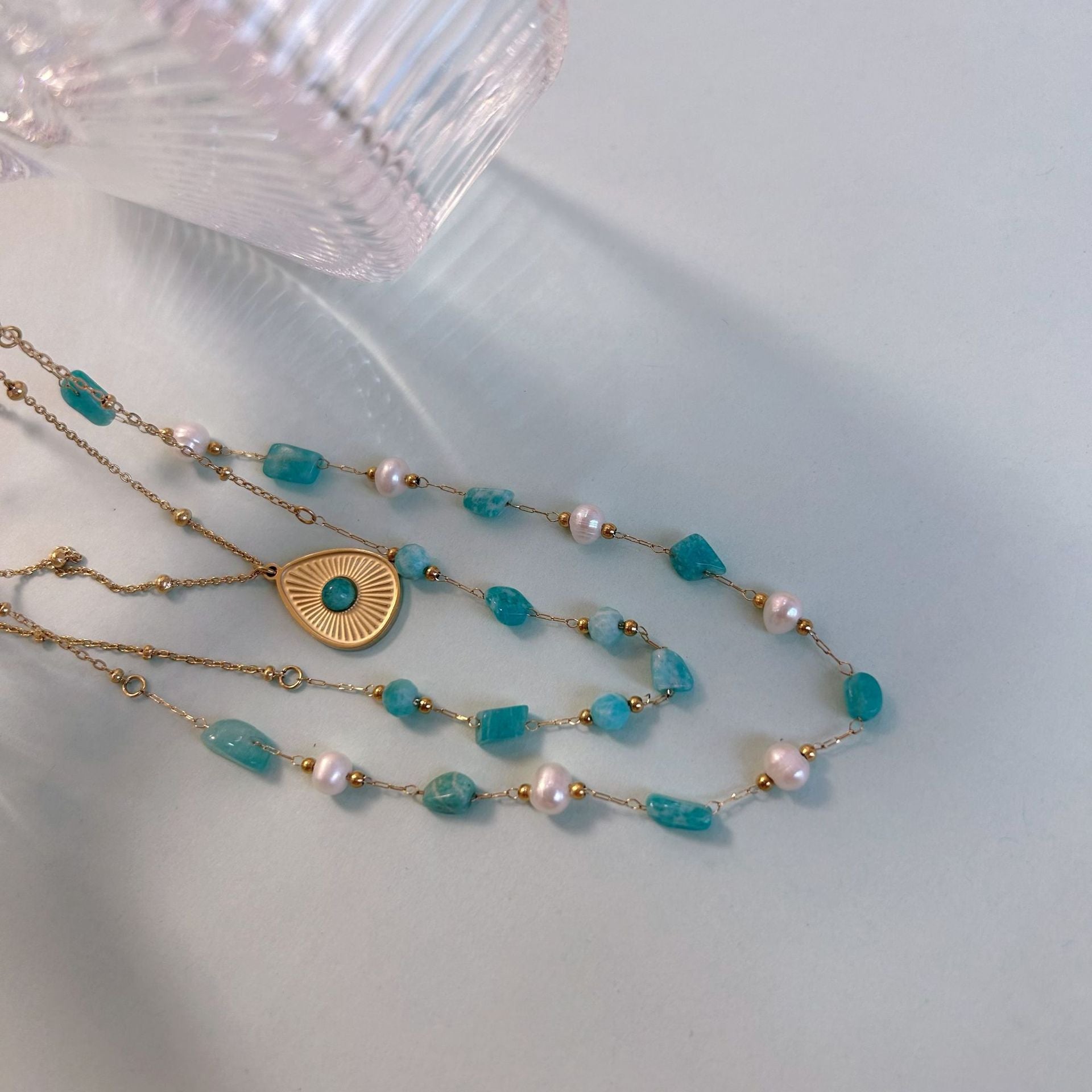 Wholesale Natural Stone Pearl Chain Fan Shape Pendant Necklace