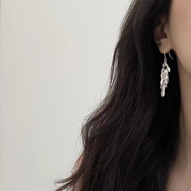 Wholesale light luxury tassel earrings